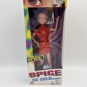 Vintage 1998 SPICE GIRLS ON TOUR GERI GINGER DOLL unopened READ GALOOB 23530